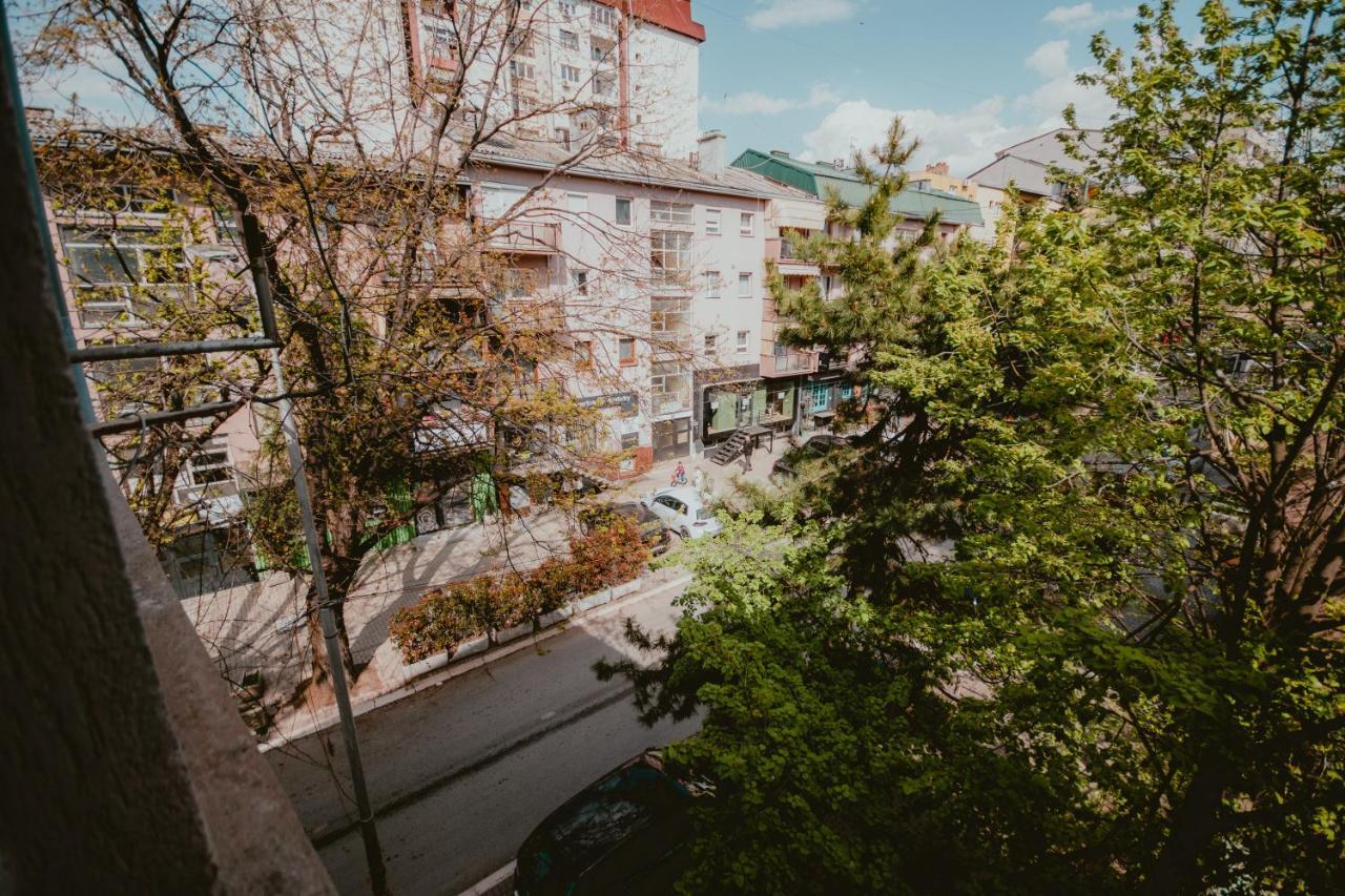 Bloom Suites Pristina Exterior photo